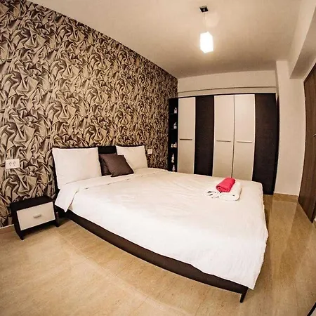Family In Sofia, Comfort, Luxe Etc. Bed & Breakfast